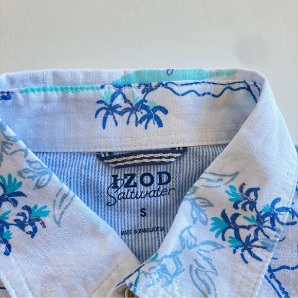 IZOD Chambray SS Button-Down Shirt - Picture 5 of 10